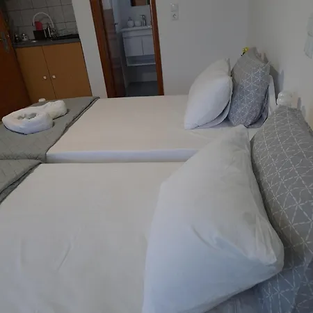 公寓 Orion B Alónnisos